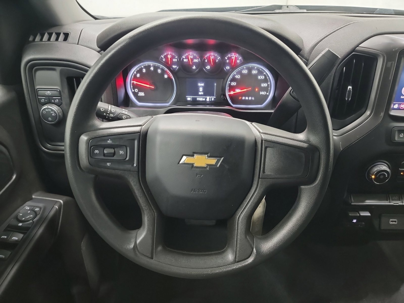 Used 2020 Chevrolet Silverado 1500 Custom w/ Custom Value Package image 17
