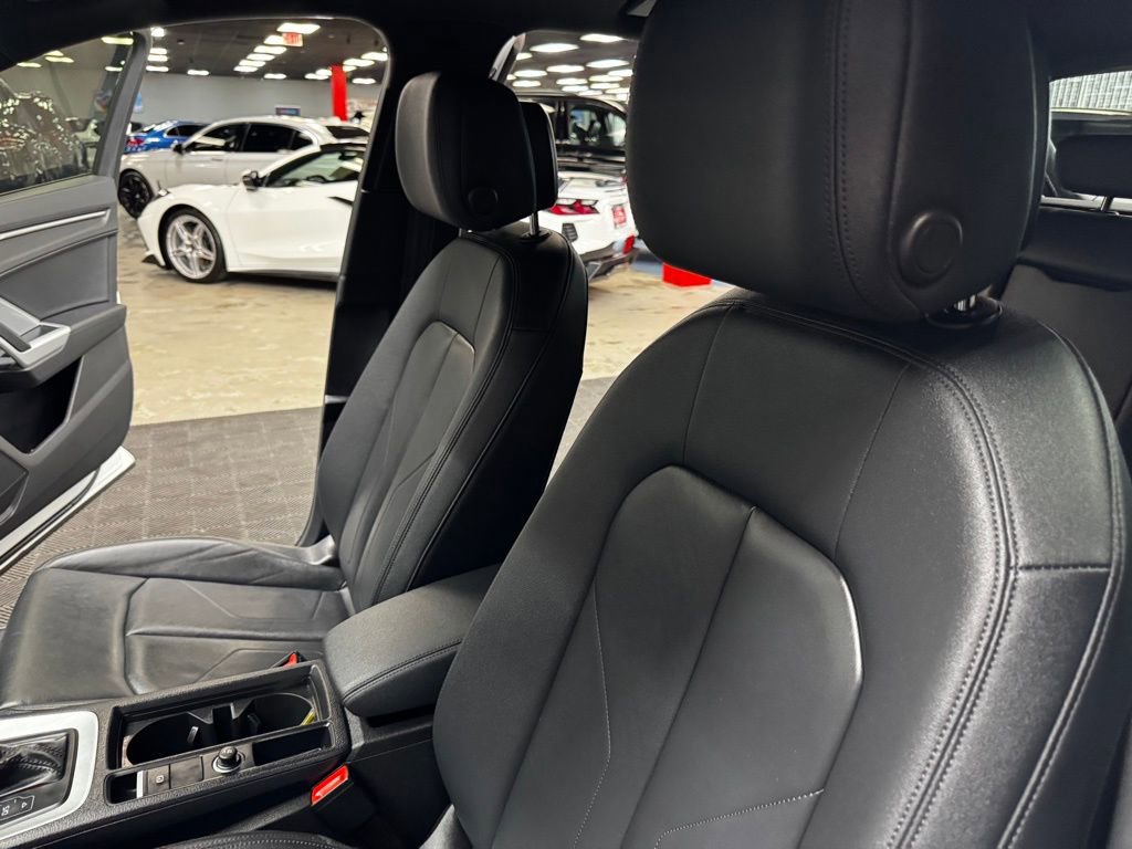 Used 2022 Audi Q3 2.0T Premium w/ Convenience Package AWD/4WD image 34