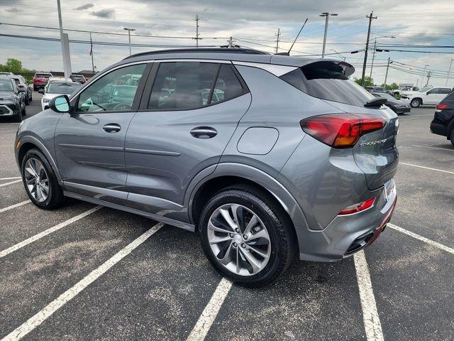 Used 2020 Buick Encore GX Select w/ Sport Touring Package FWD image 5