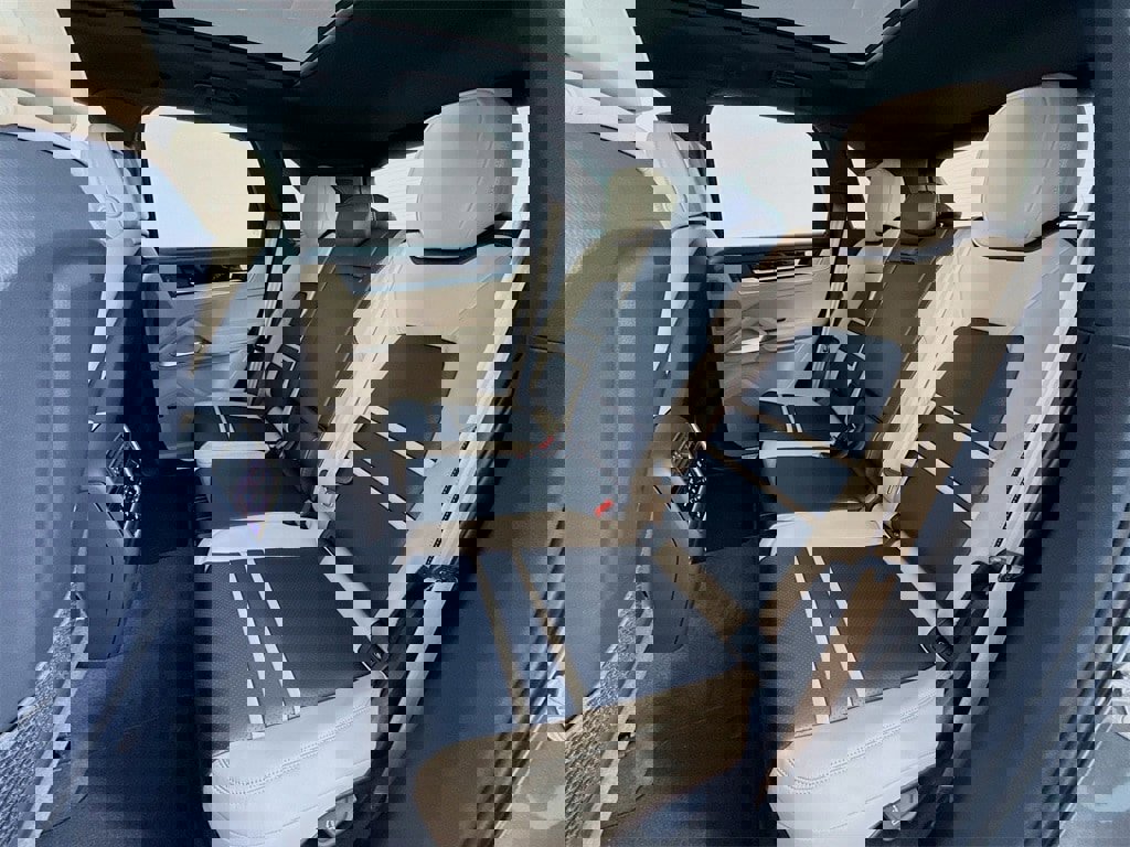 New 2026 Porsche Cayenne image 26