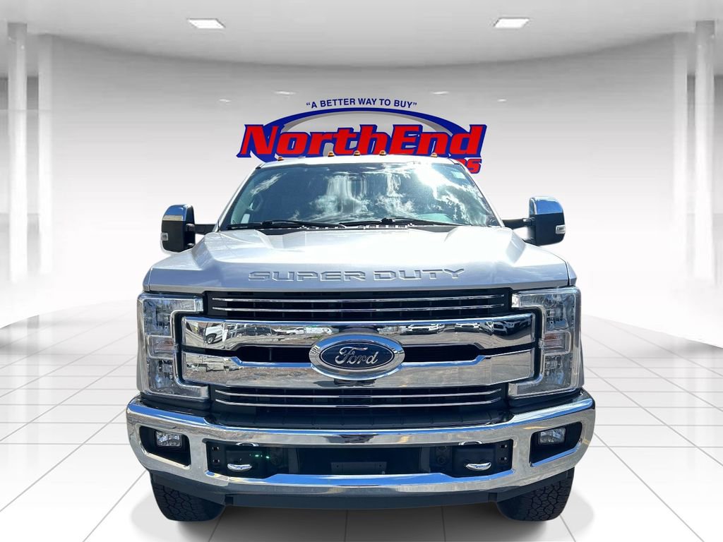 Used 2017 Ford F250 Lariat w/ Lariat Ultimate Package AWD/4WD image 8