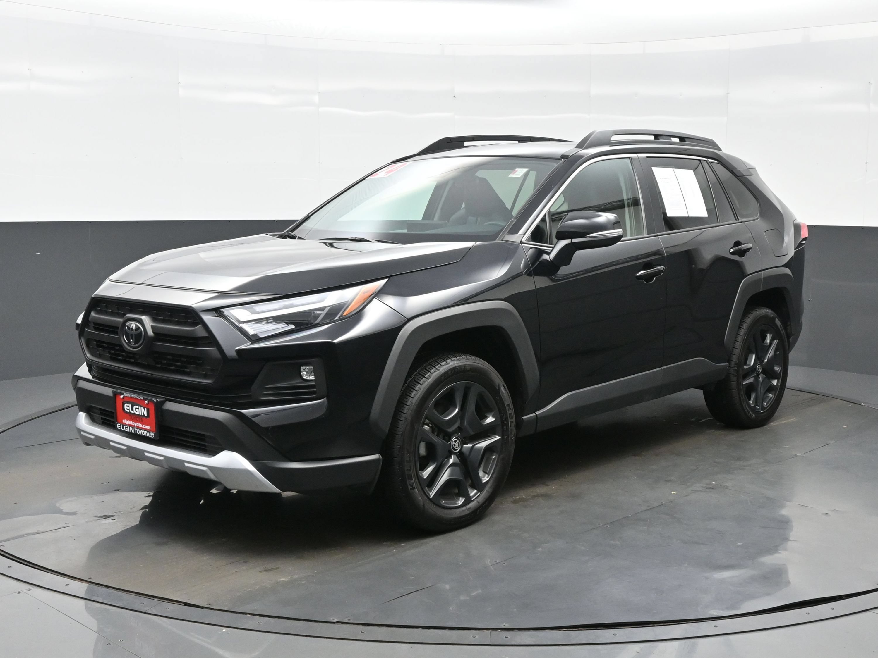 Used 2024 Toyota RAV4 Adventure AWD/4WD image 2