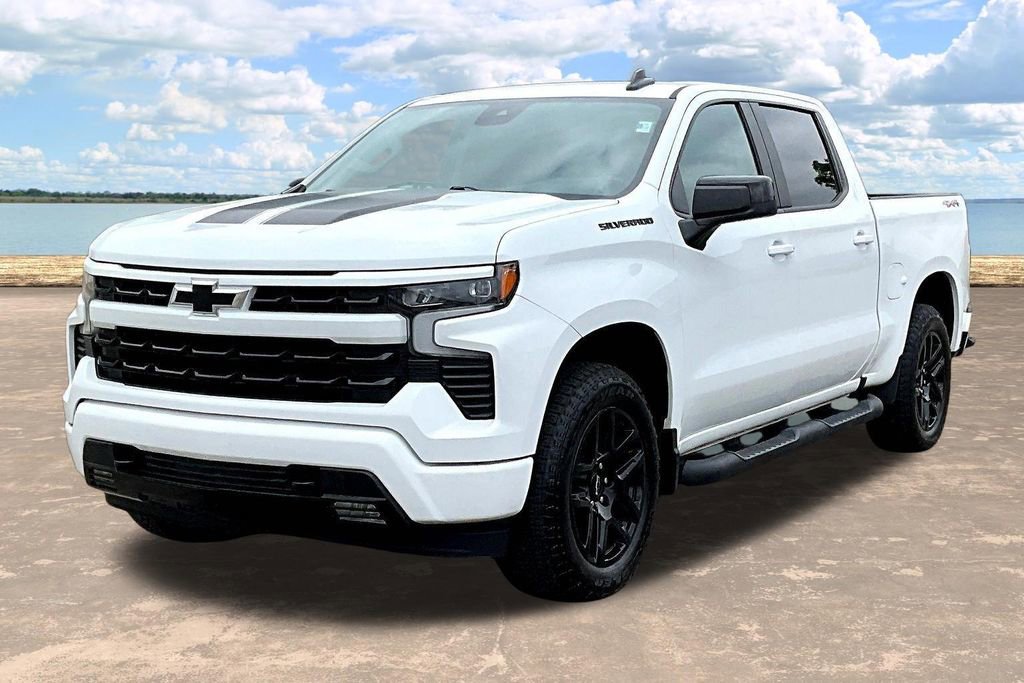 Used 2024 Chevrolet Silverado 1500 RST w/ Rally Edition AWD/4WD image 4