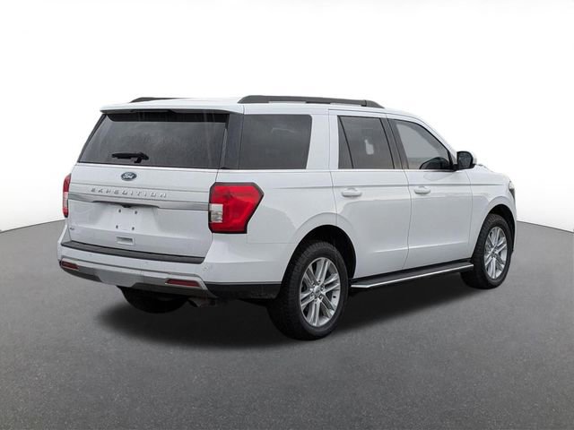 Certified 2022 Ford Expedition XLT image 3