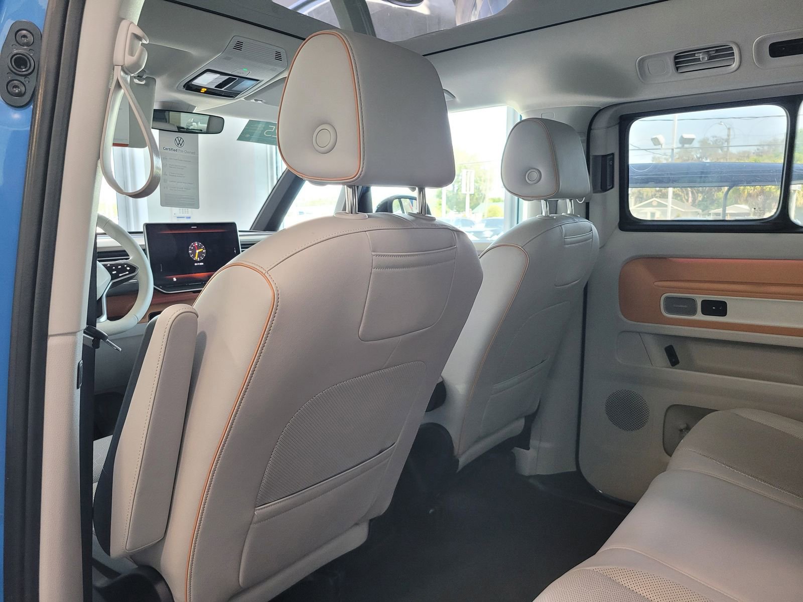 Used 2025 Volkswagen ID. Buzz 1st Edition image 12