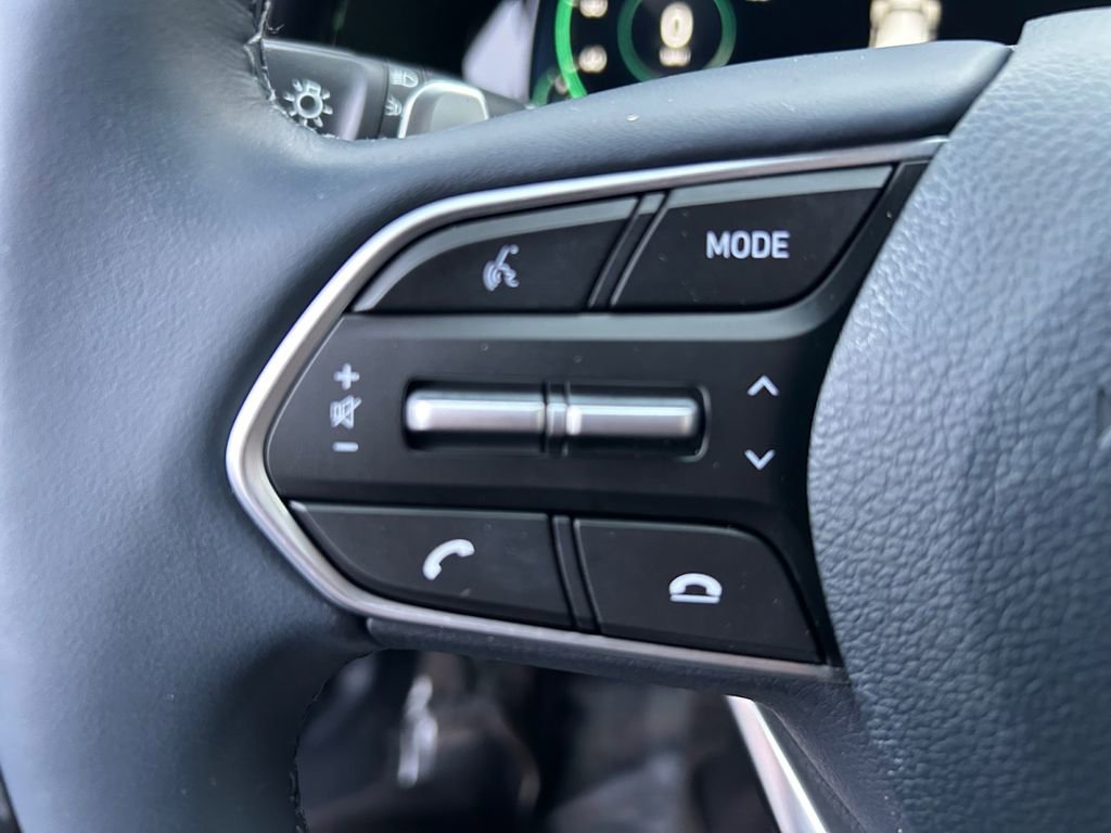 Certified 2022 Hyundai Palisade Limited w/ Winter Package image 18