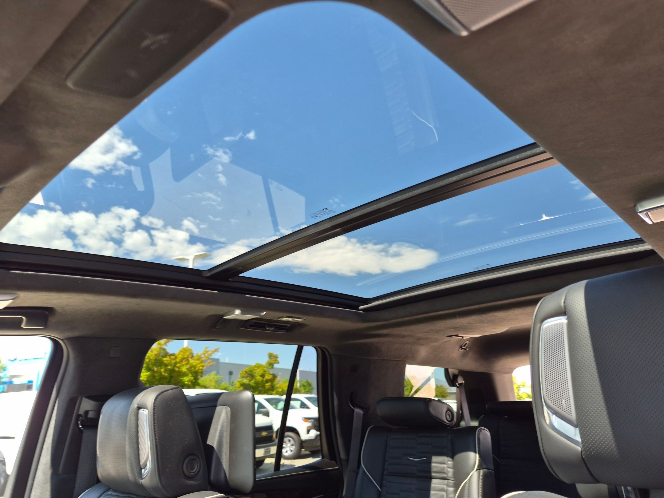 Certified 2022 Cadillac Escalade Sport Platinum AWD/4WD image 28
