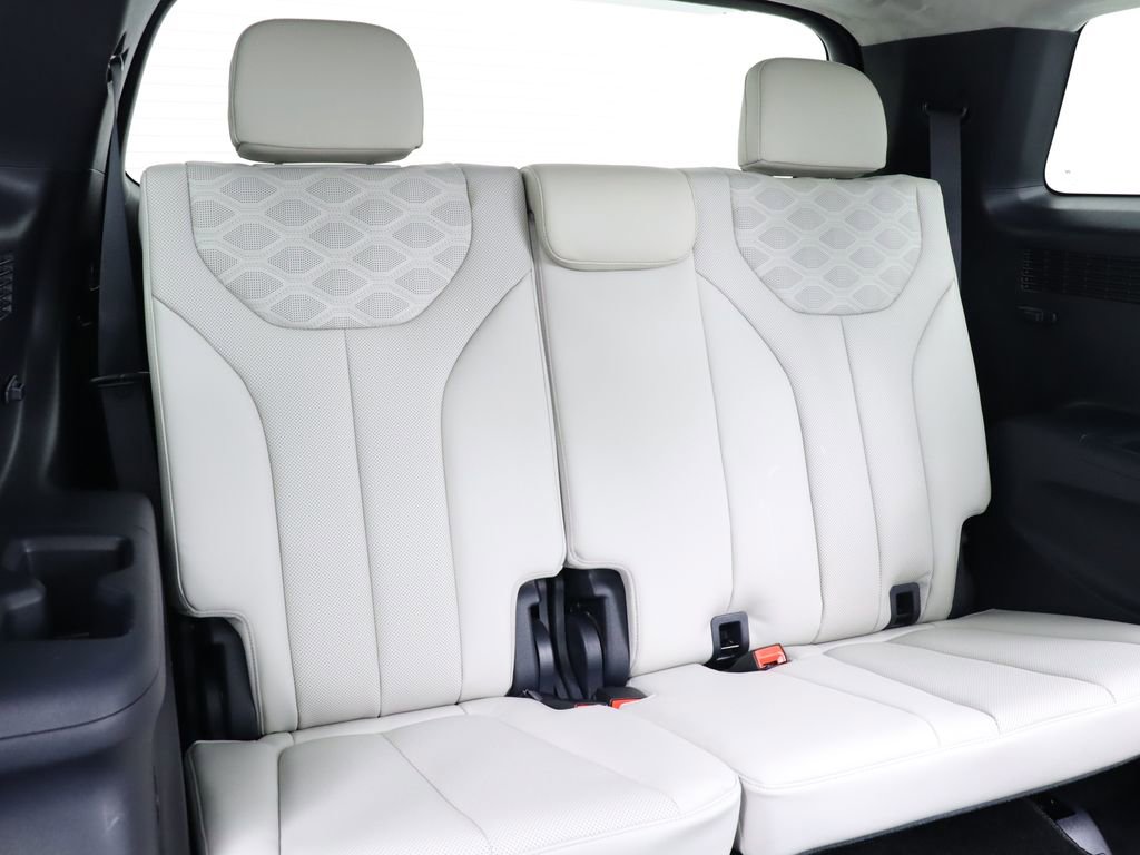 Used 2021 Hyundai Palisade Calligraphy w/ Cargo Package image 41