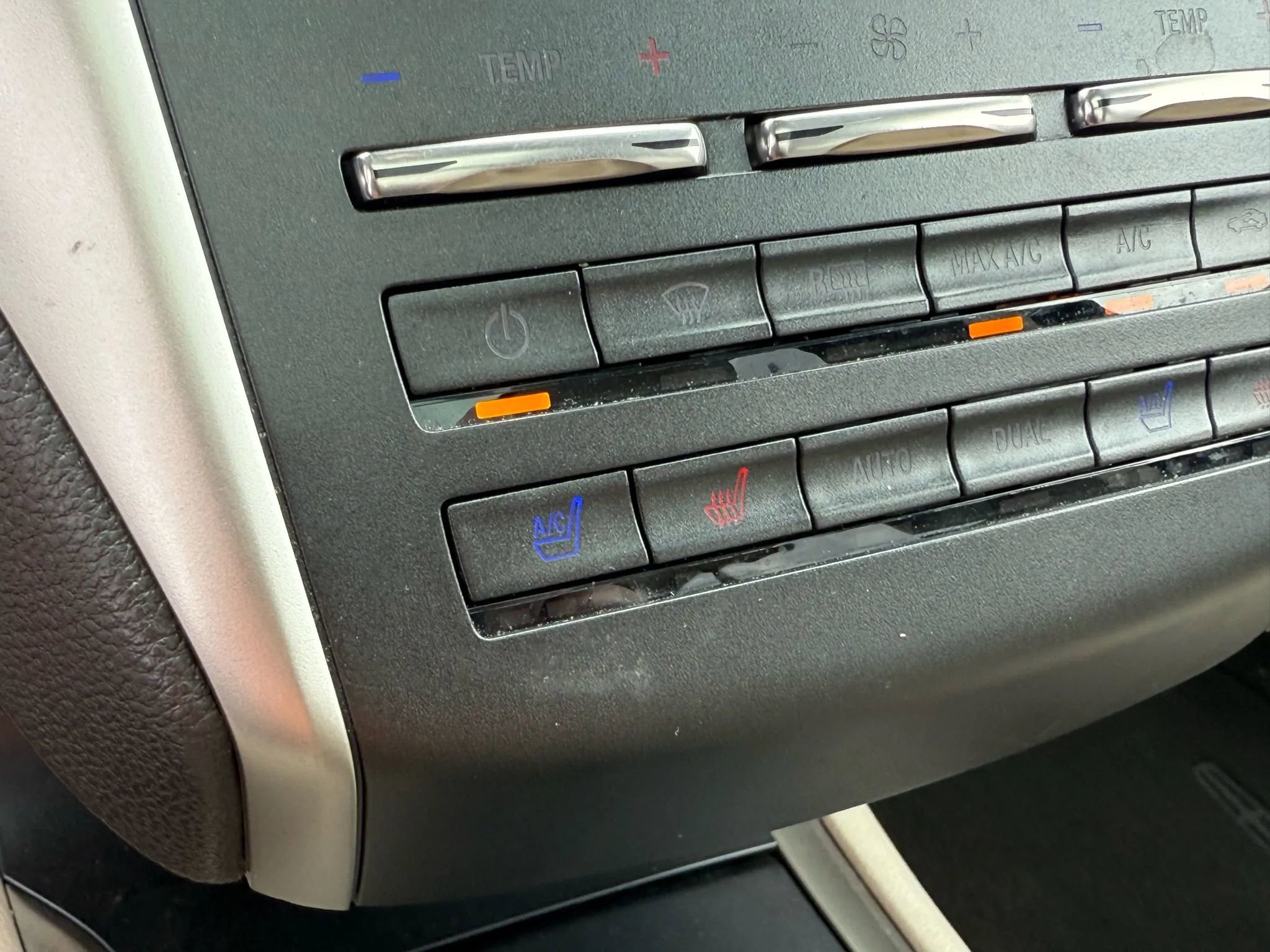 Used 2018 Lincoln MKC Reserve w/ Lincoln MKC Climate Package image 24