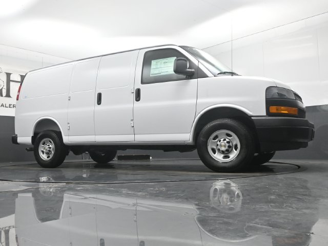 New 2027 Chevrolet Express 2500 w/ Driver Convenience Package RWD image 2