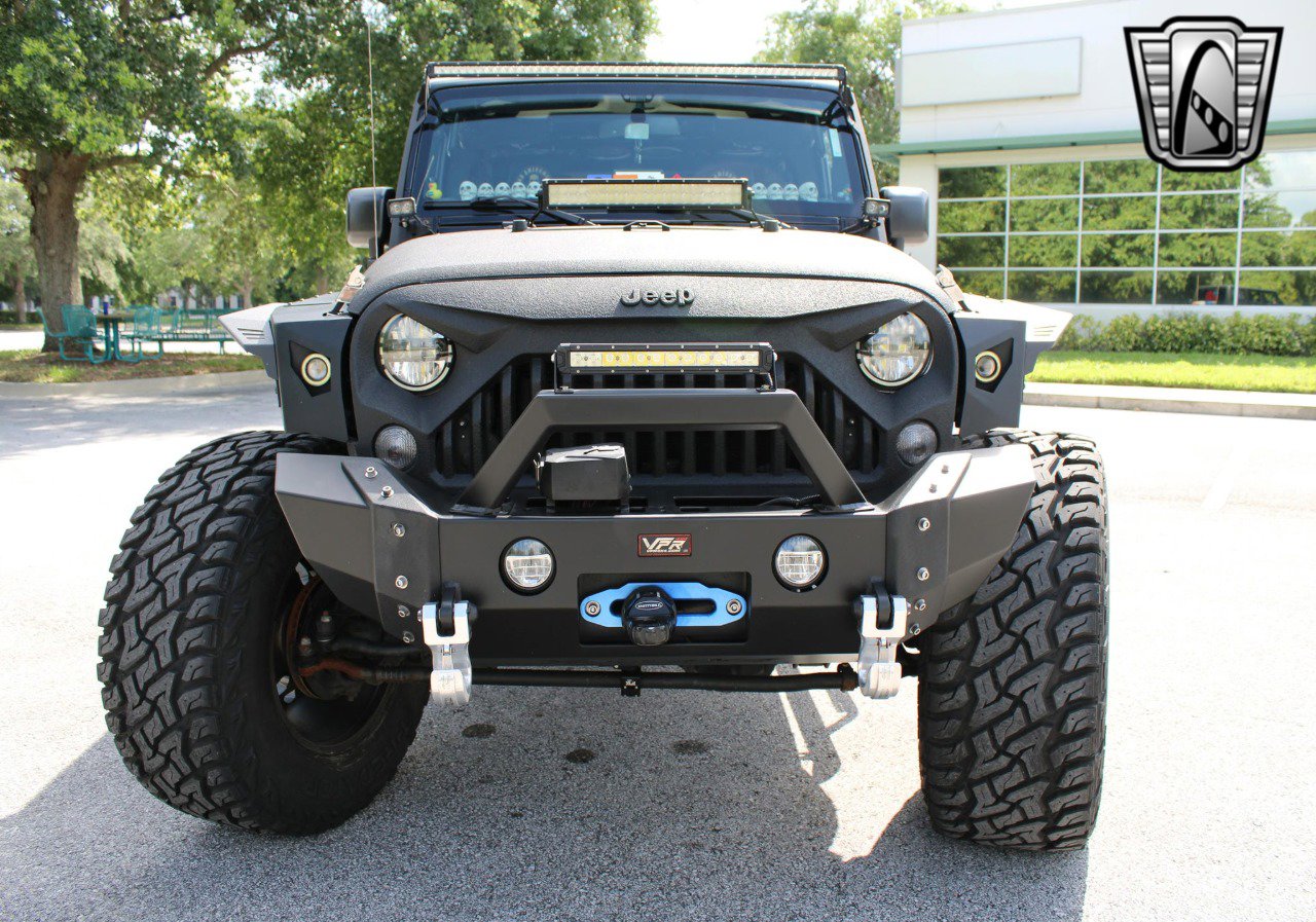 Used 2015 Jeep Wrangler Unlimited Sport w/ Quick Order Package 24S image 9