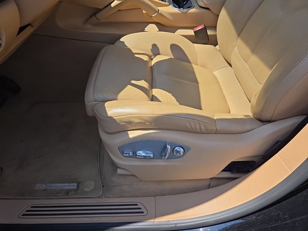Used 2014 Porsche Cayenne AWD/4WD image 10