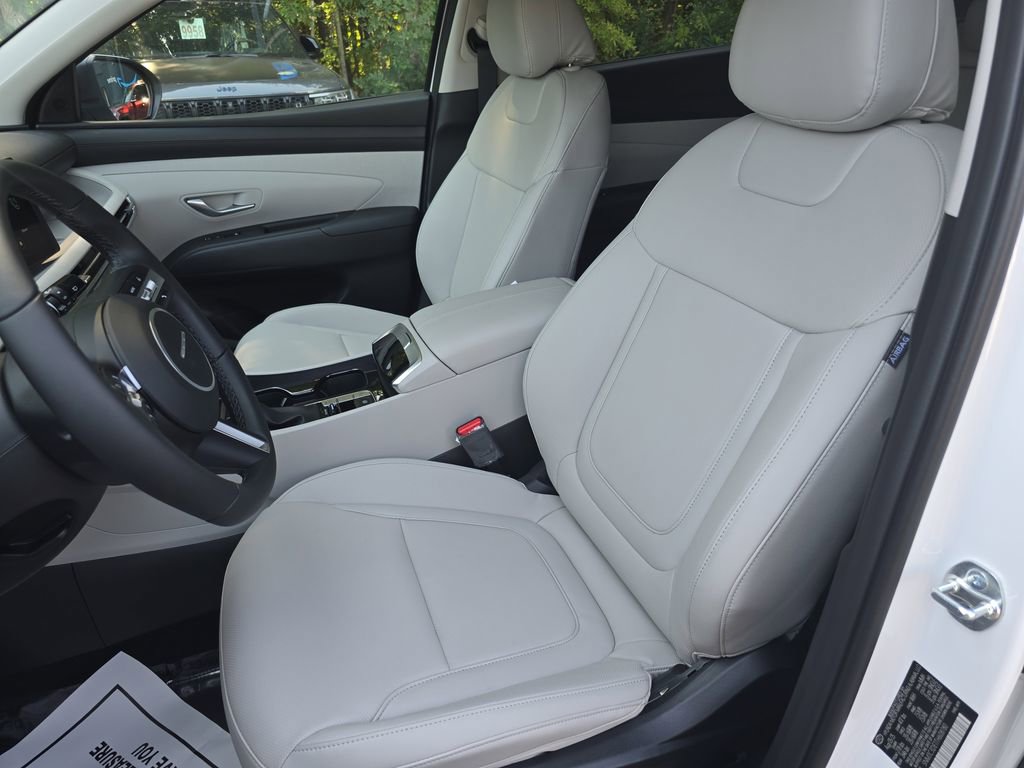 Used 2026 Hyundai Tucson SEL FWD image 16