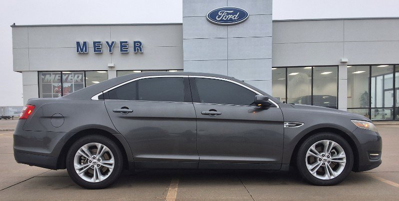 Used 2015 Ford Taurus SEL w/ Equipment Group 201A image 1