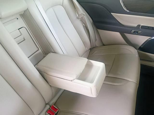 Used 2017 Lincoln Continental Select w/ Climate Package AWD/4WD image 69