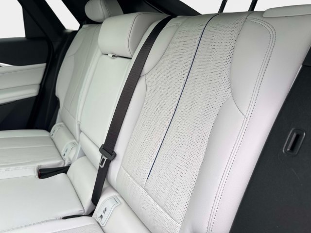 Certified 2024 Cadillac Lyriq Sport AWD/4WD image 12