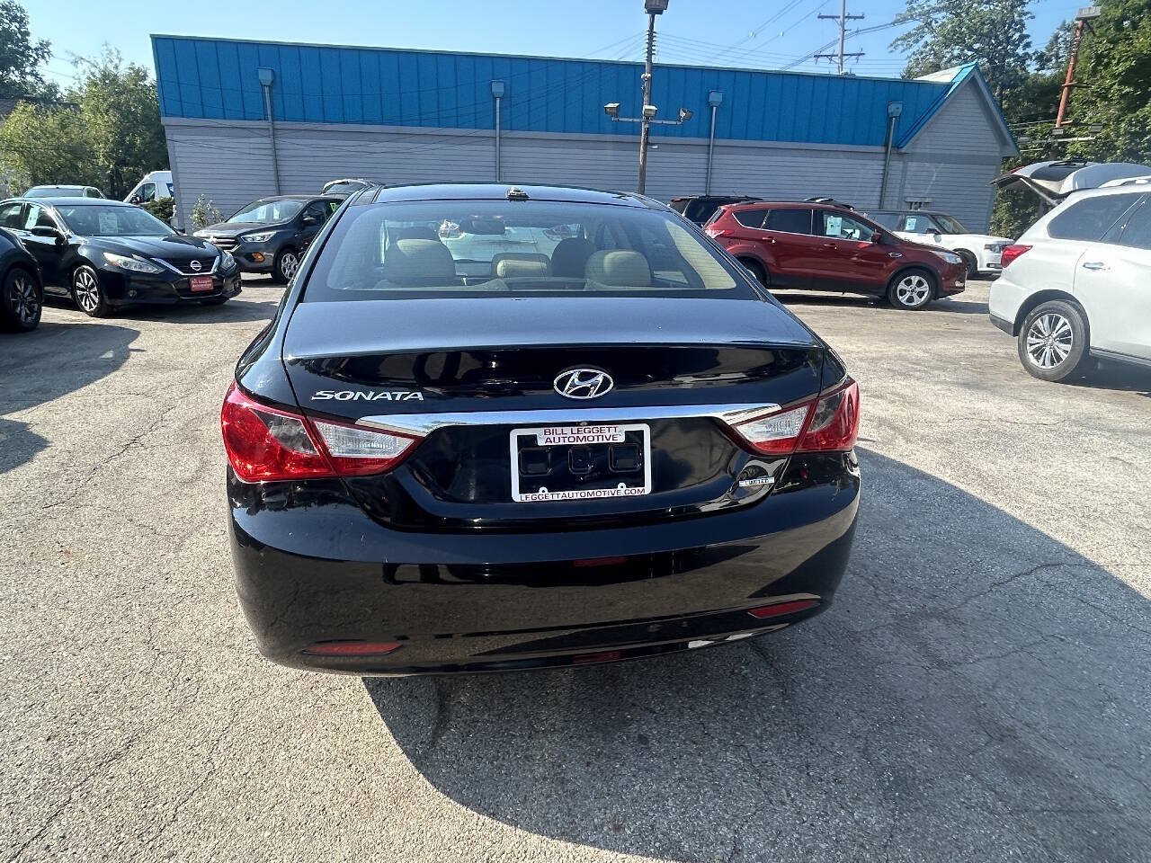 Used 2012 Hyundai Sonata Limited w/ Navigation Pkg FWD image 11