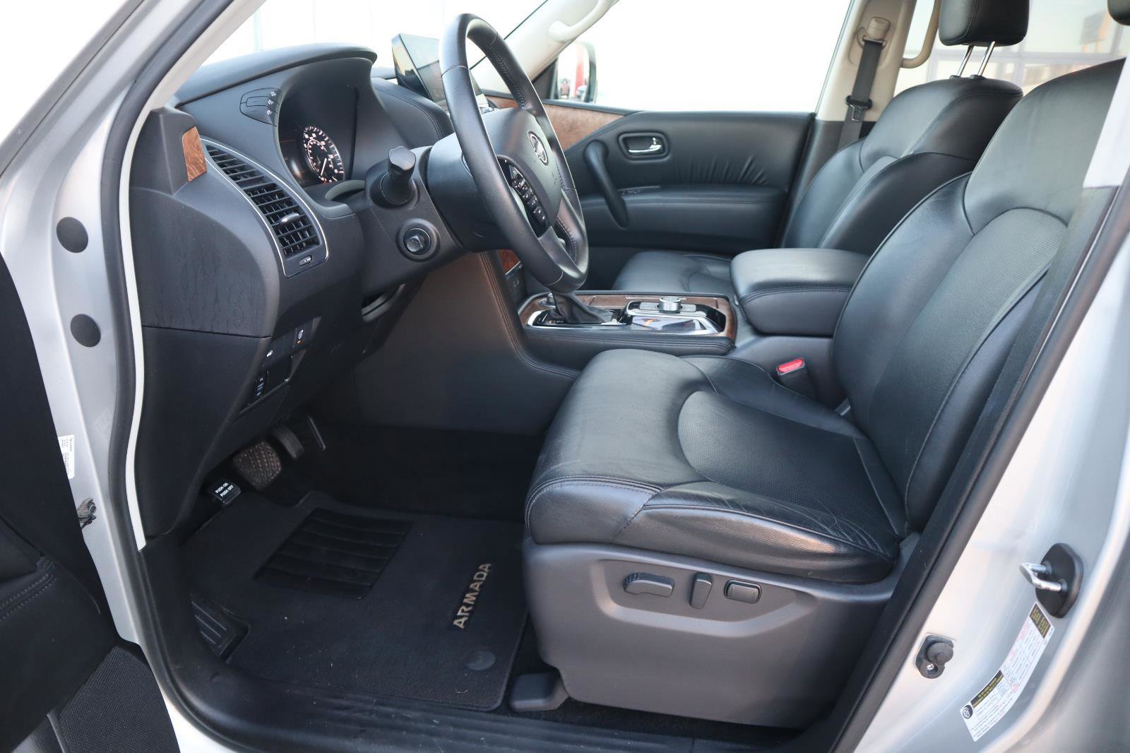 Used 2022 Nissan Armada SL image 18