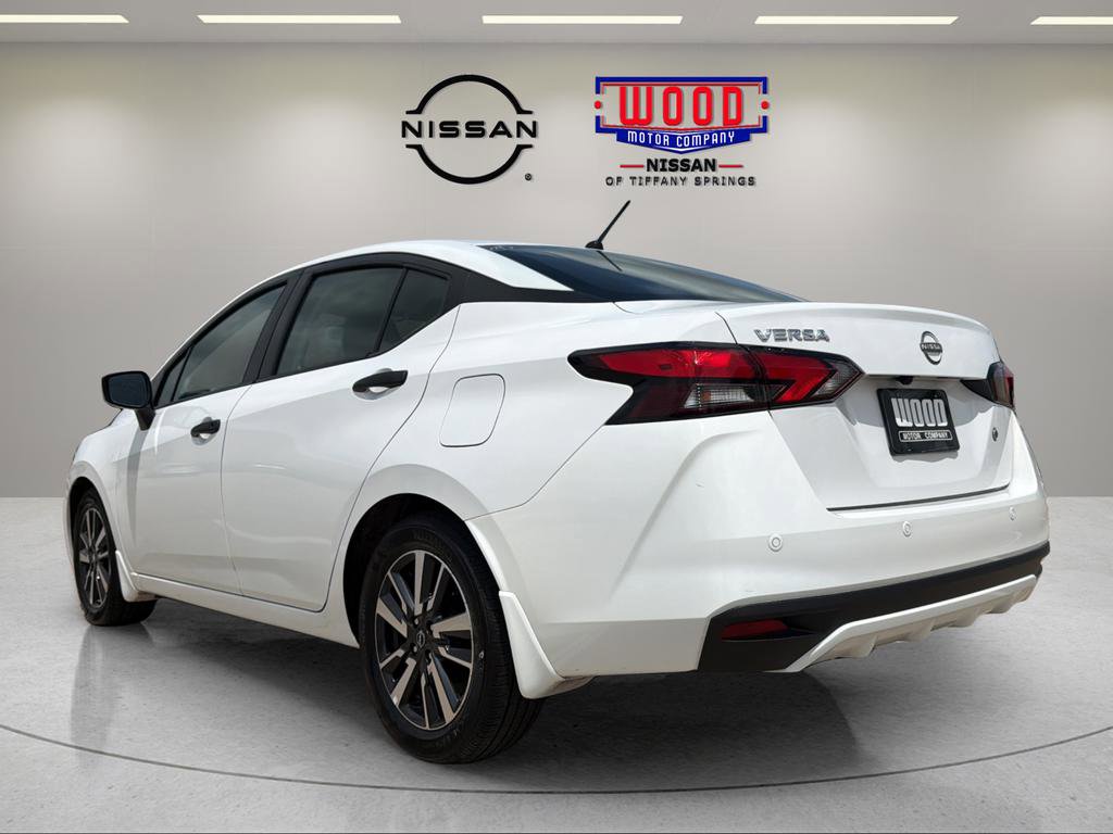 Certified 2025 Nissan Versa S w/ S Plus Package FWD image 4