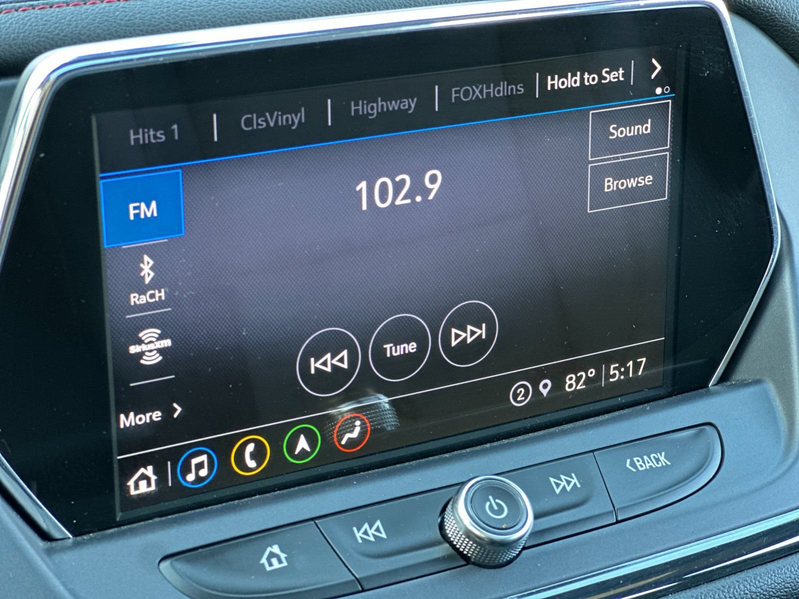Used 2021 Chevrolet Blazer RS w/ Enhanced Convenience Package AWD/4WD image 17