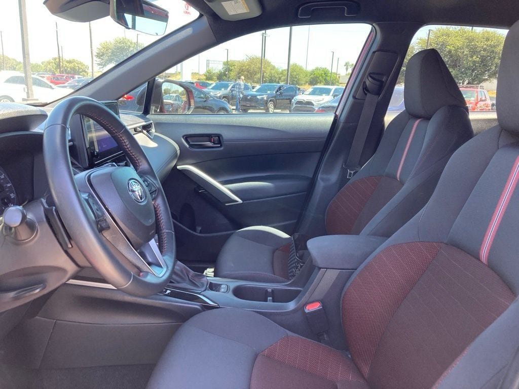 Used 2024 Toyota Corolla Cross AWD Hybrid image 10