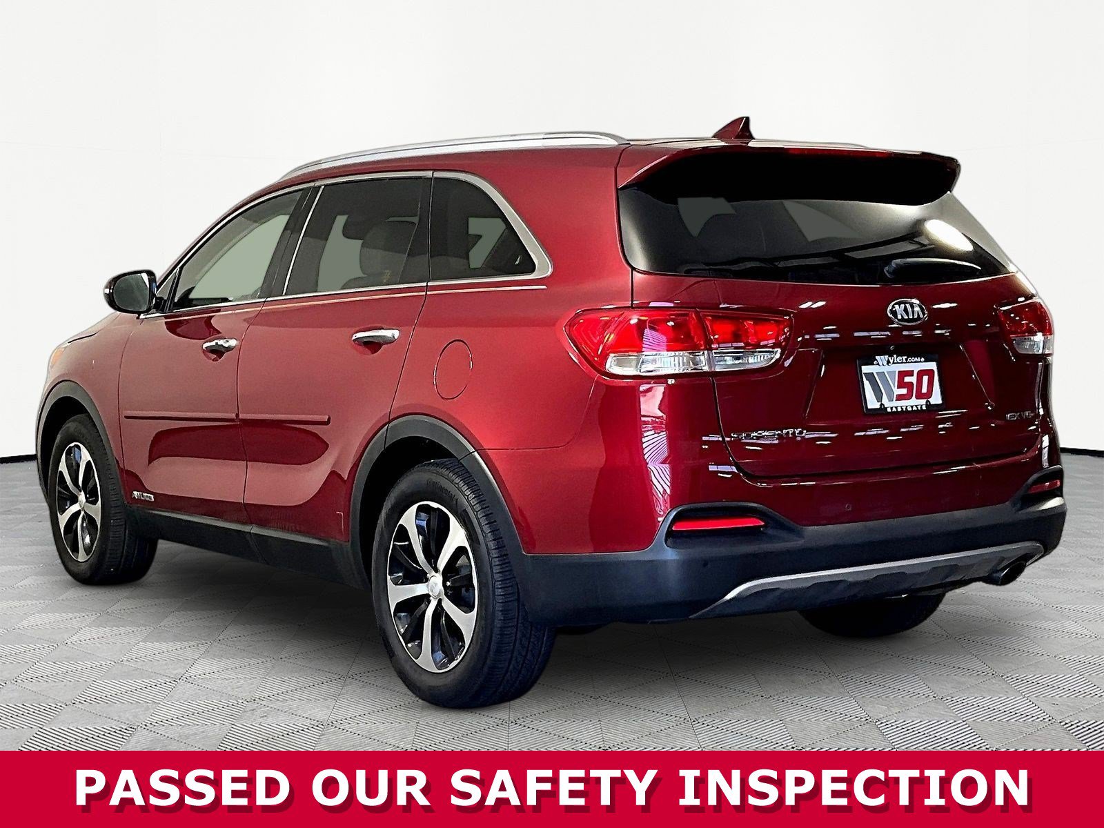 Used 2018 Kia Sorento EX AWD/4WD image 4