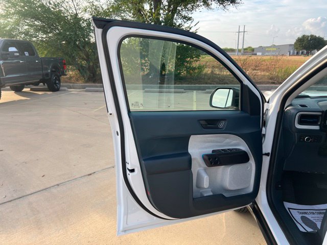 New 2026 Ford Maverick XLT FWD image 9
