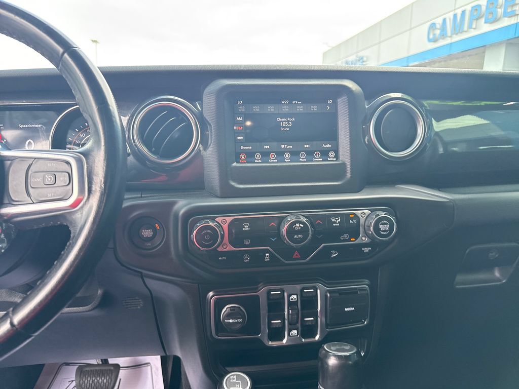 Used 2020 Jeep Wrangler Unlimited Sahara AWD/4WD image 22