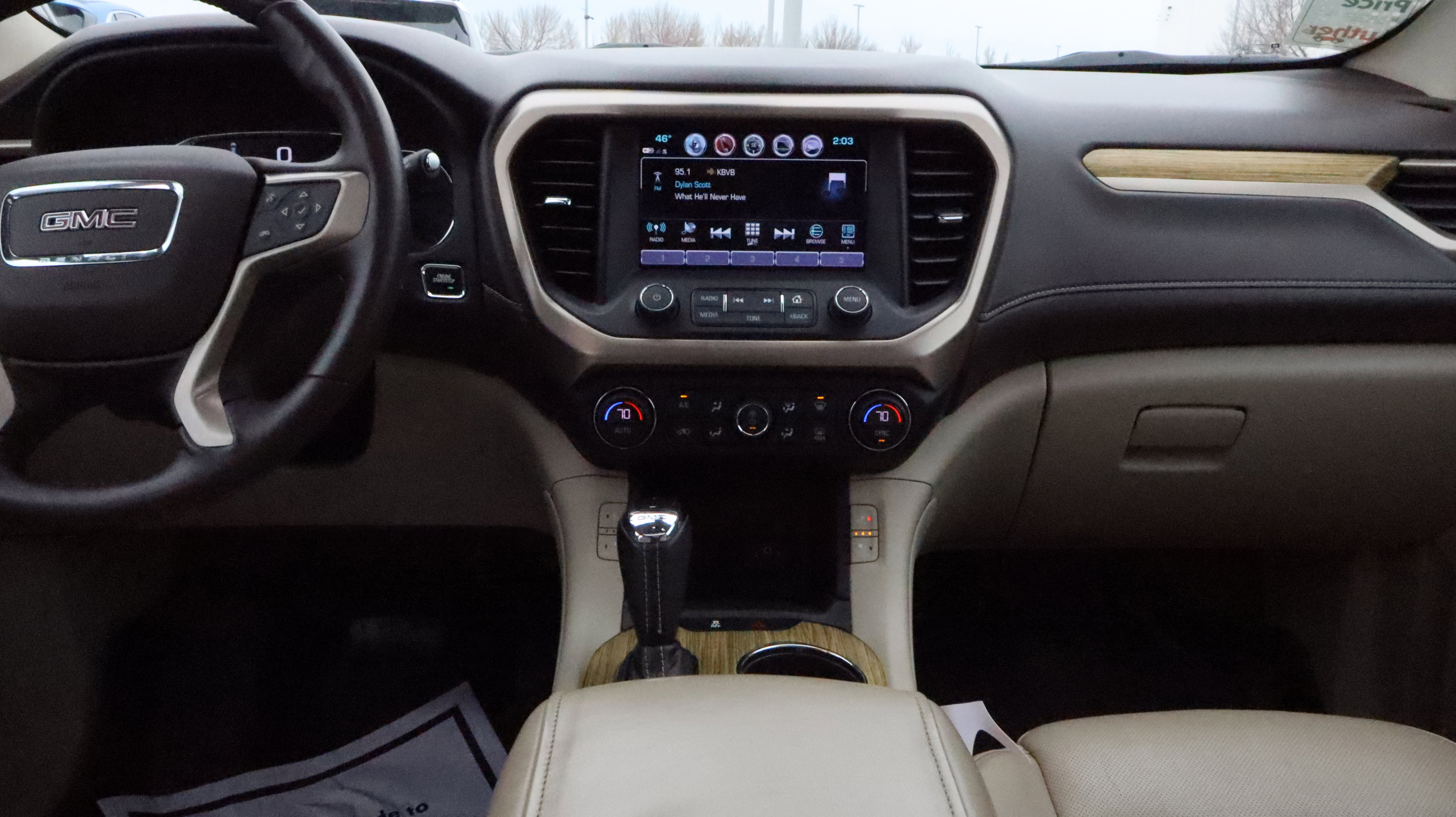 Used 2018 GMC Acadia Denali w/ Technology Package AWD/4WD image 11