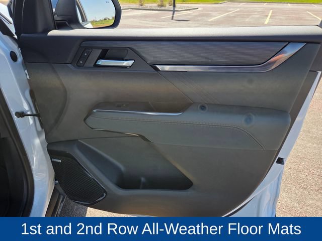 Used 2026 GMC Acadia AT4 w/ Super Cruise Package AWD/4WD image 40