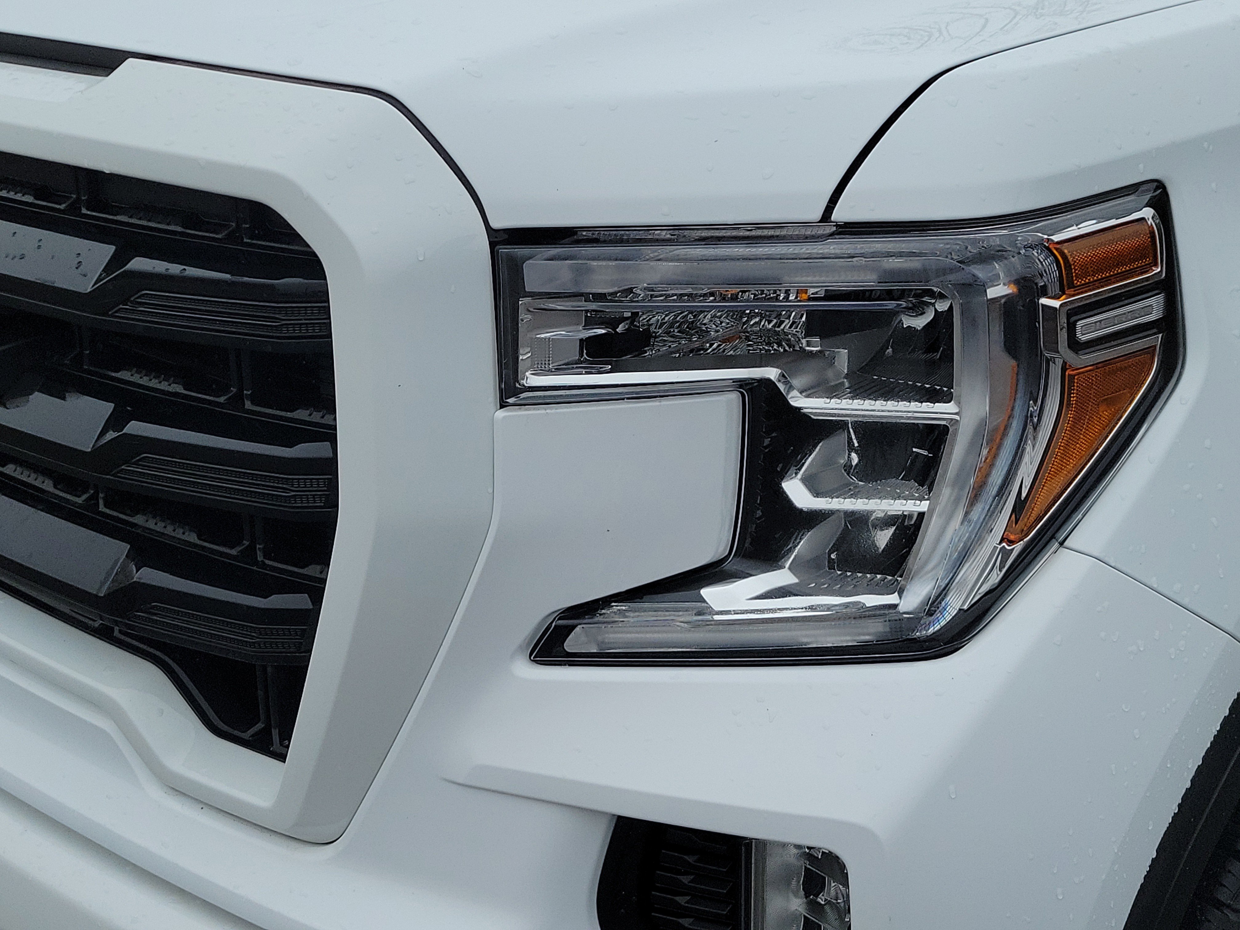 Used 2022 GMC Sierra 1500 Elevation image 9