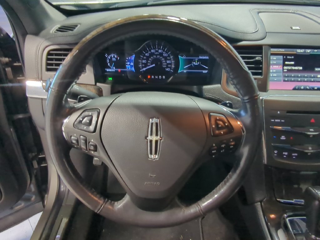 Used 2015 Lincoln MKS AWD w/ Equipment Group 201A image 27