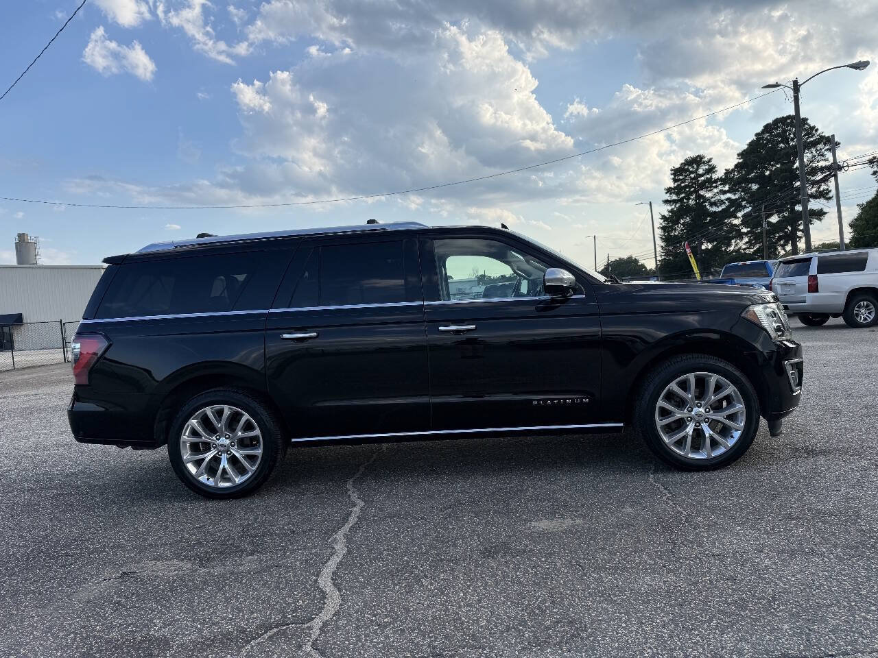 Used 2018 Ford Expedition Max Platinum RWD image 8