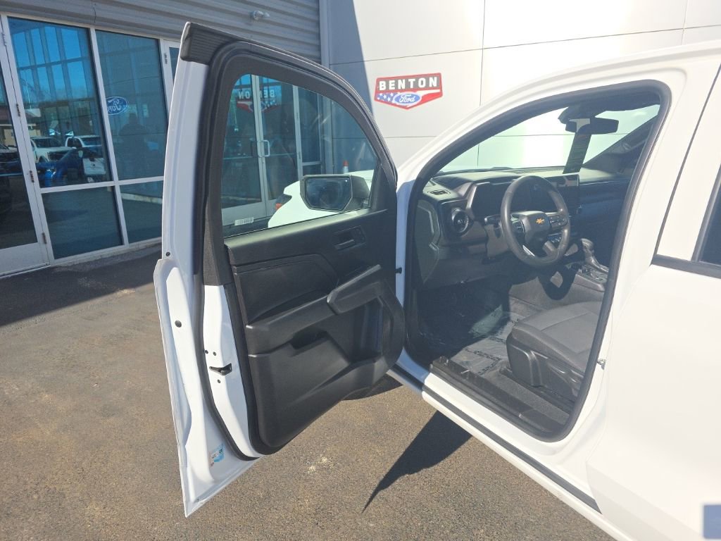 Used 2023 Chevrolet Colorado W/T image 12