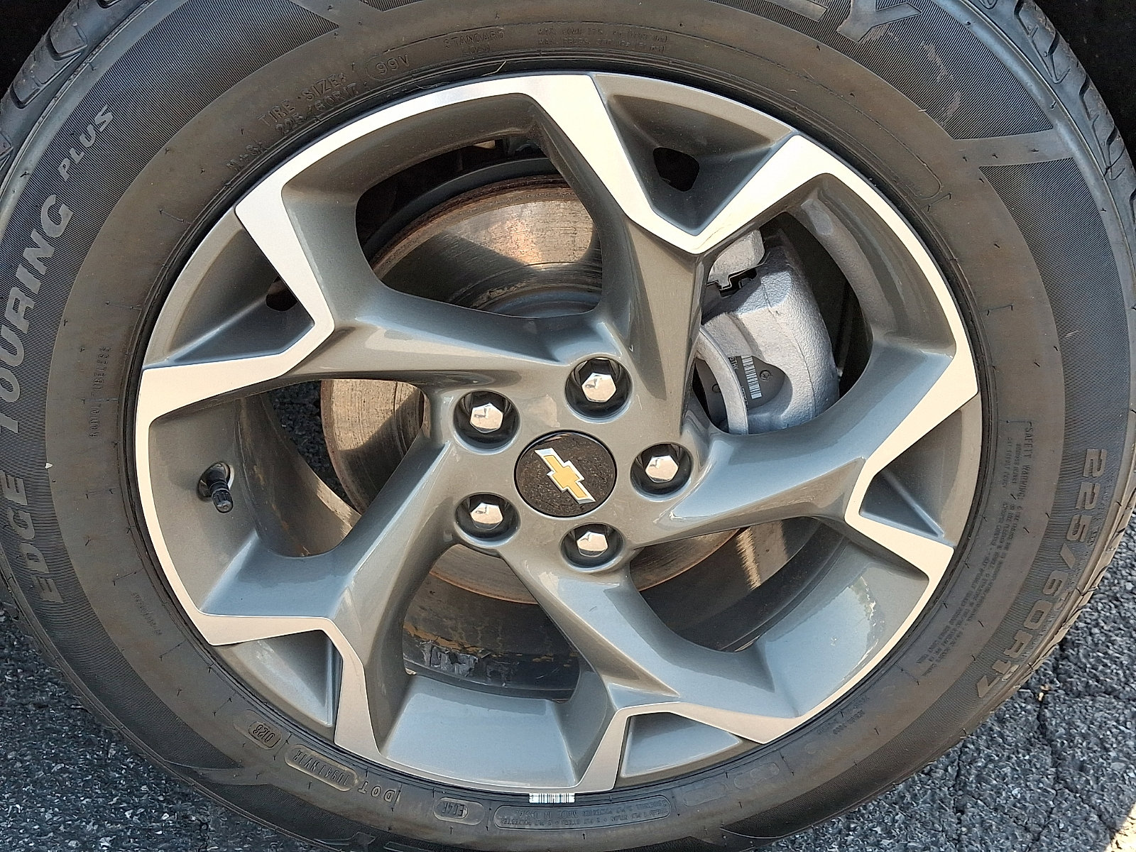 Certified 2025 Chevrolet Trax LT FWD image 8