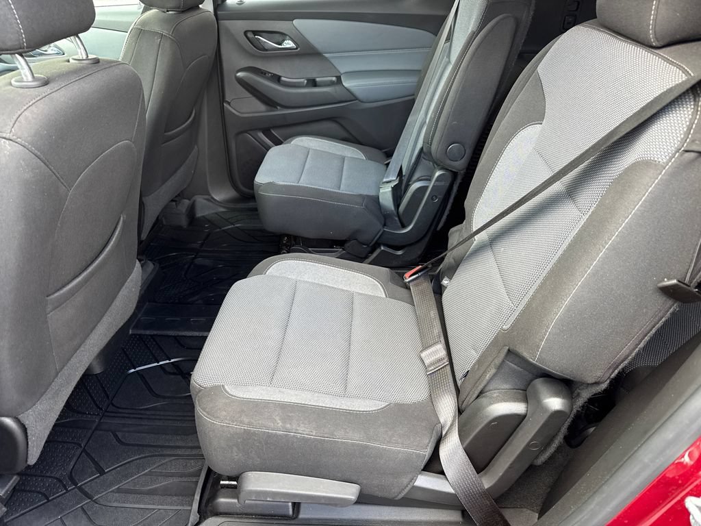Used 2019 Chevrolet Traverse LT FWD image 21