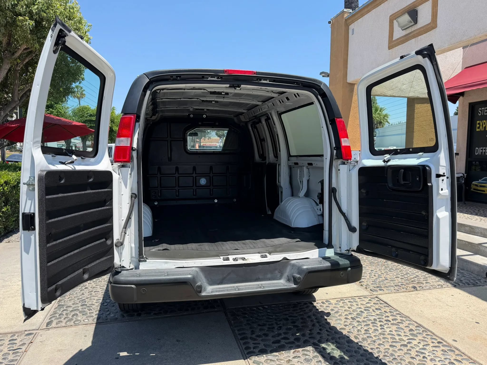 Used 2022 Chevrolet Express 2500 w/ Driver Convenience Package RWD image 14