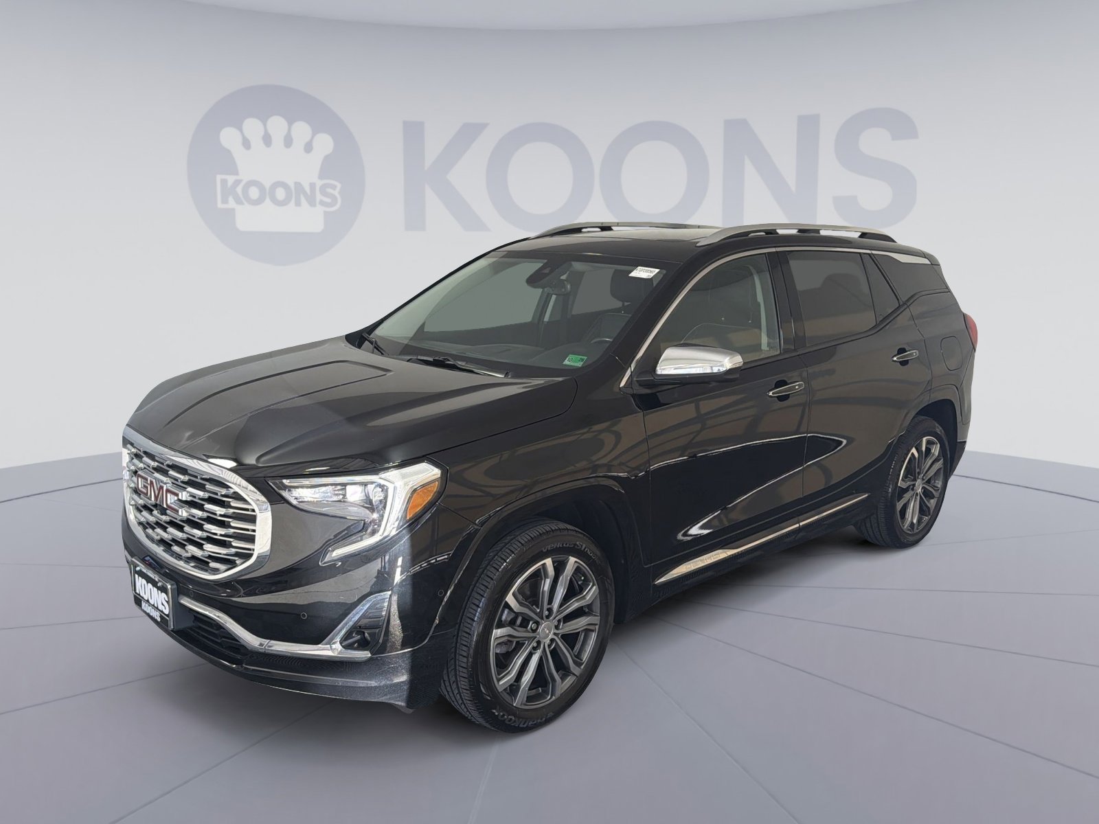 Used 2020 GMC Terrain Denali w/ Denali Premium Package image 1