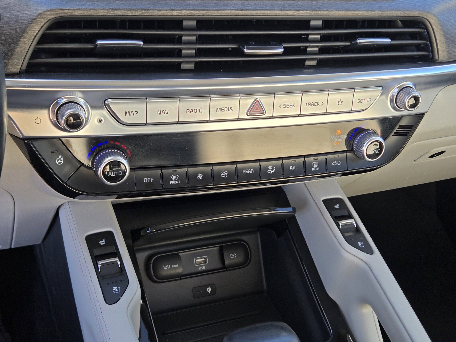 Certified 2022 Kia Telluride EX w/ EX Premium Package image 22