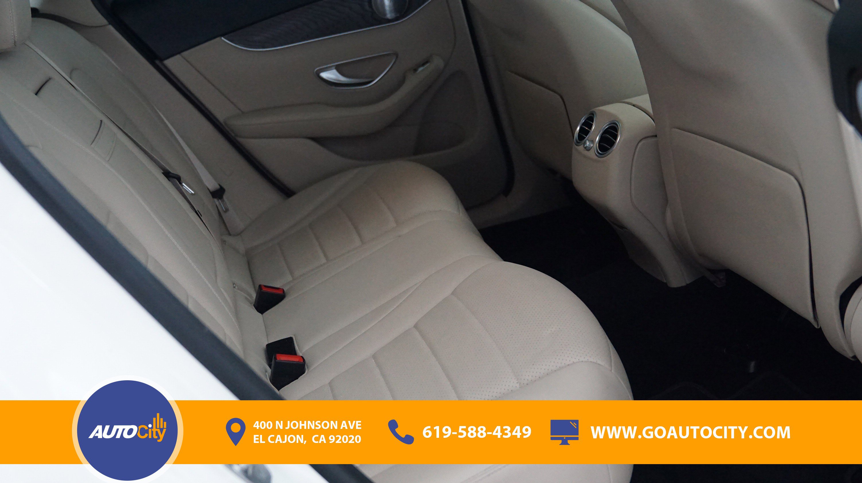 Used 2019 Mercedes-Benz GLC 350e 4MATIC image 13