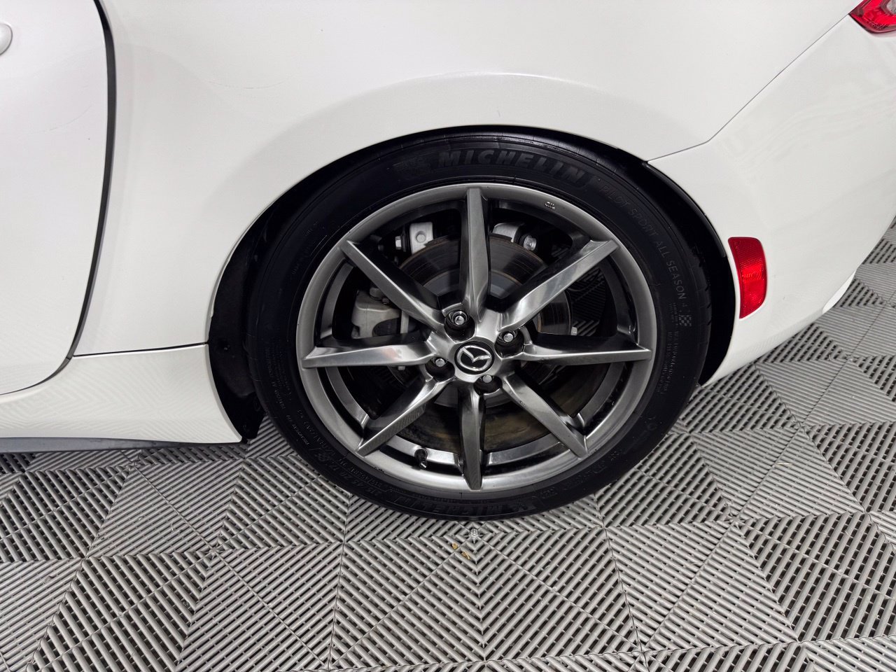 Used 2021 MAZDA MX-5 Miata RF Grand Touring RWD image 29