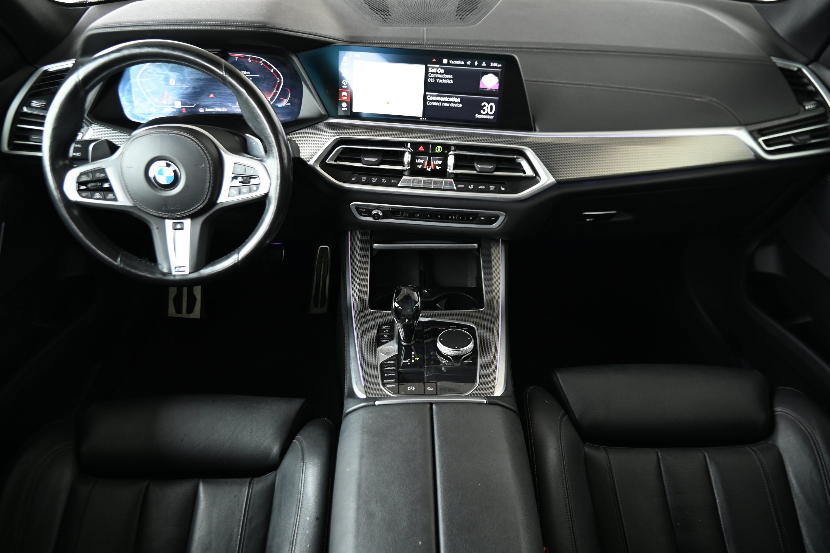 Used 2020 BMW X5 xDrive40i w/ M Sport Package AWD/4WD image 13