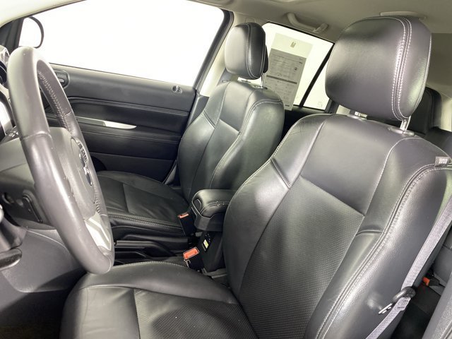 Used 2016 Jeep Compass High Altitude AWD/4WD image 15