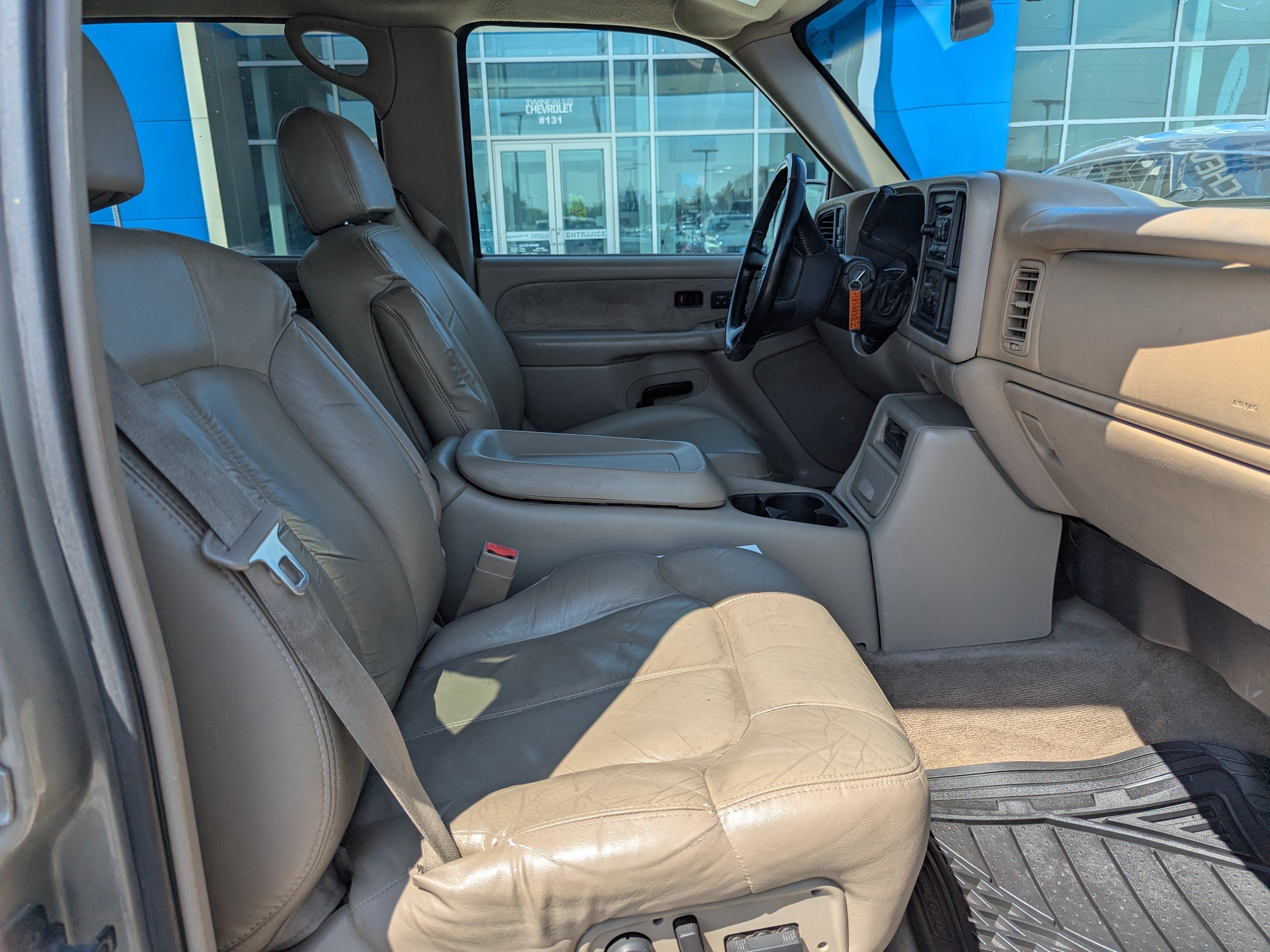 Used 2002 Chevrolet Silverado 2500 LT AWD/4WD image 32