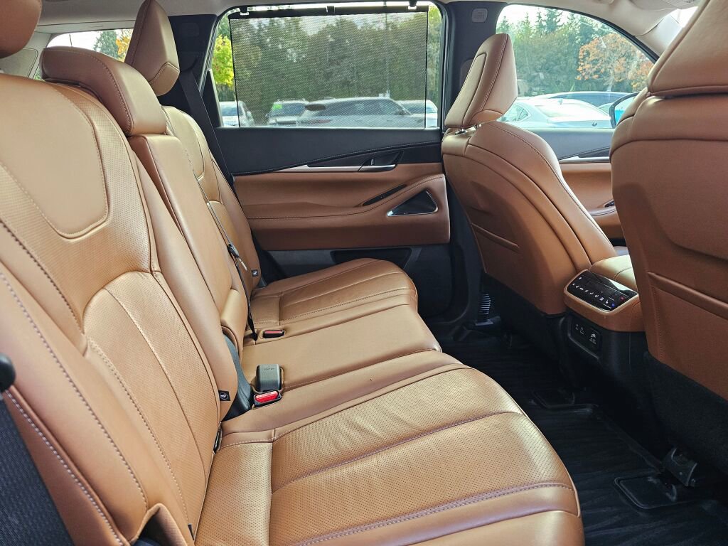 Used 2024 INFINITI QX60 Sensory image 10