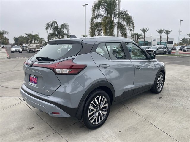 Used 2023 Nissan Kicks SV image 8
