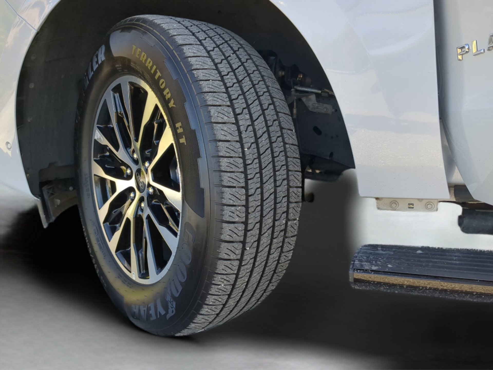 Certified 2025 Ford Expedition Platinum image 67