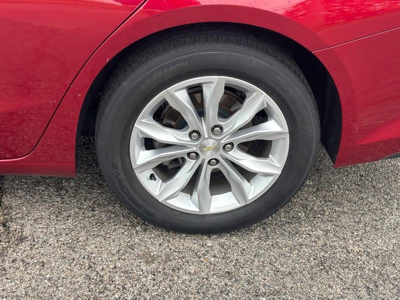 Used 2019 Chevrolet Malibu LT image 9