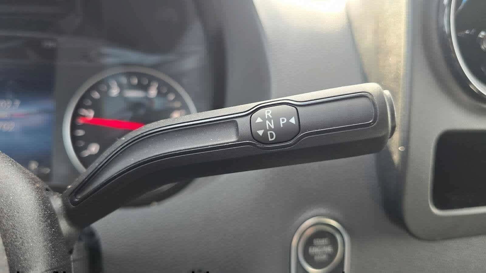 Used 2025 Mercedes-Benz Sprinter 2500 image 36