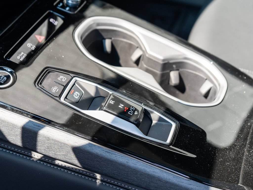 New 2026 Audi A6 Premium Plus AWD/4WD image 12
